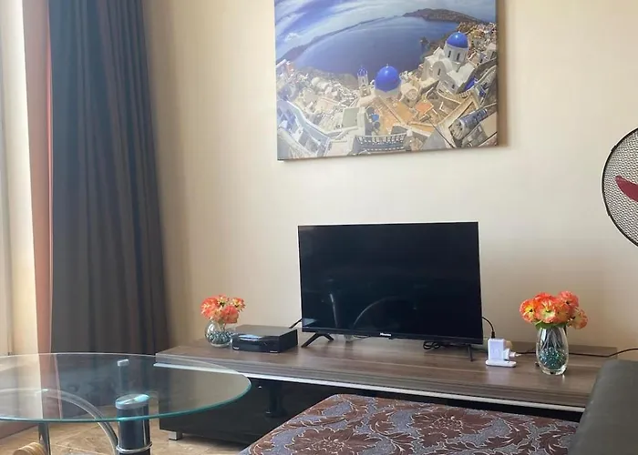 Charming, Floor, 1 Bedroom Napospart