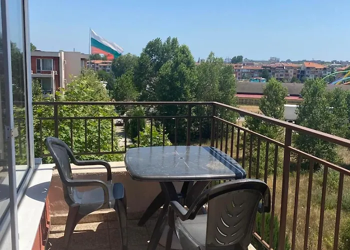 Charming, Floor, 1 Bedroom * Napospart